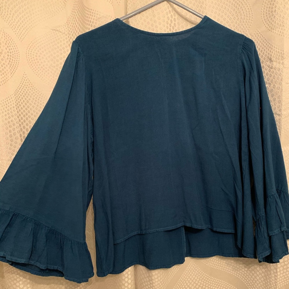 Chambray shirt (semi-cropped)